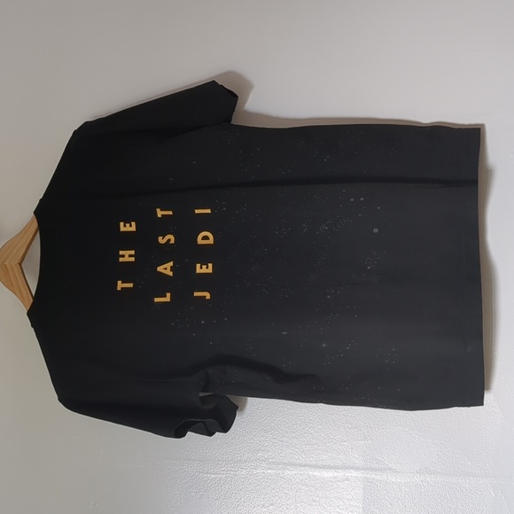 Uniqlo Star Wars The Last Jedi T-Shirt in Medium - Picture 4 of 5